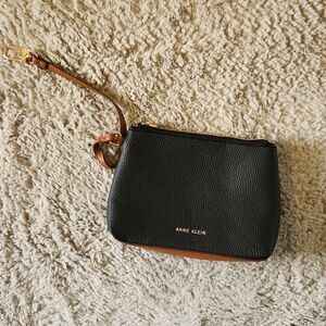 Anne klein wristlet black and brown New without tags
